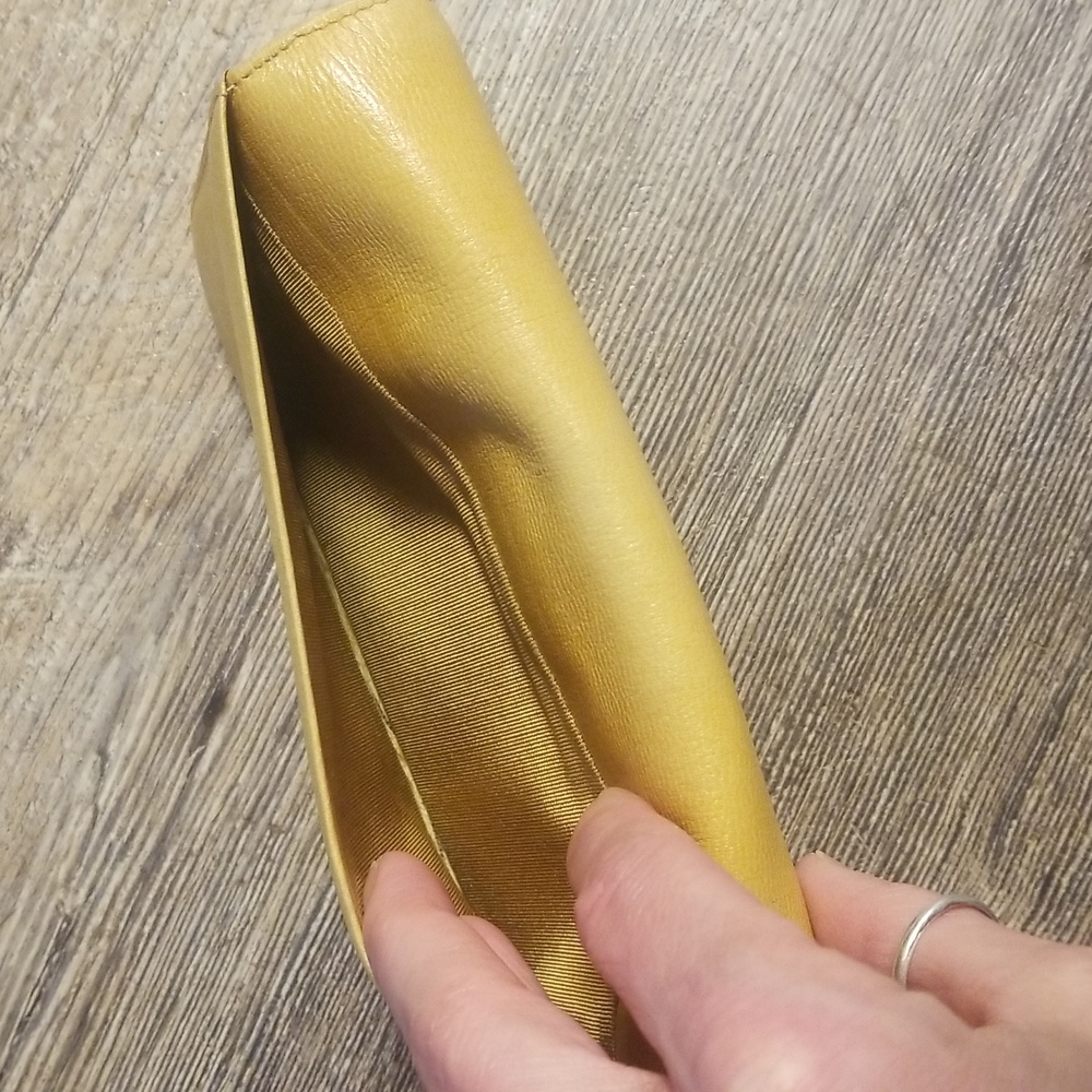 GIVENCHY Long Wallet Leather Kiss Lock Yellow Designer Women's Clutch With Chain - Picture 8 of 17